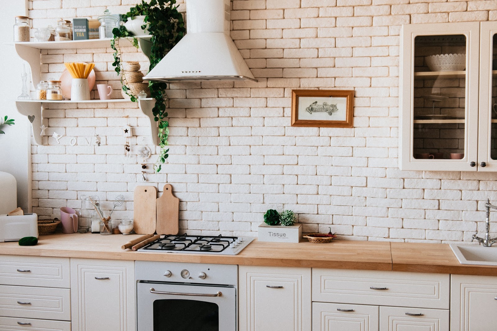 5 Fun Kitchen Wall Decor Ideas