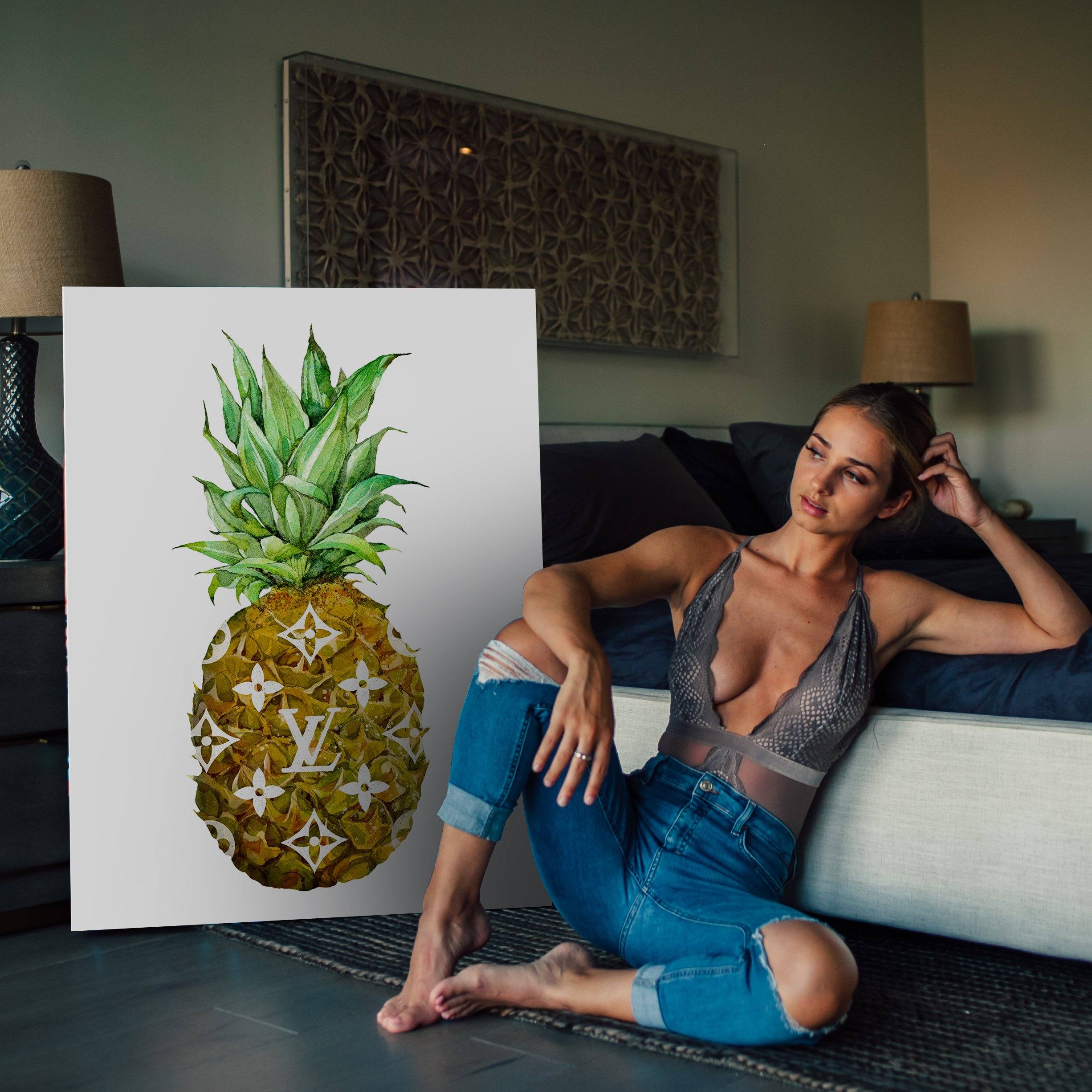 LV Pineapple